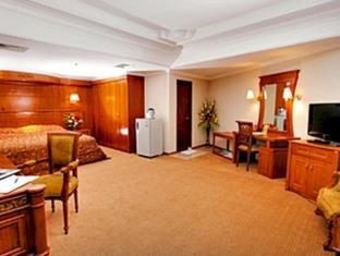 Hotel Madani Medan - Syariah Hotel Dış mekan fotoğraf